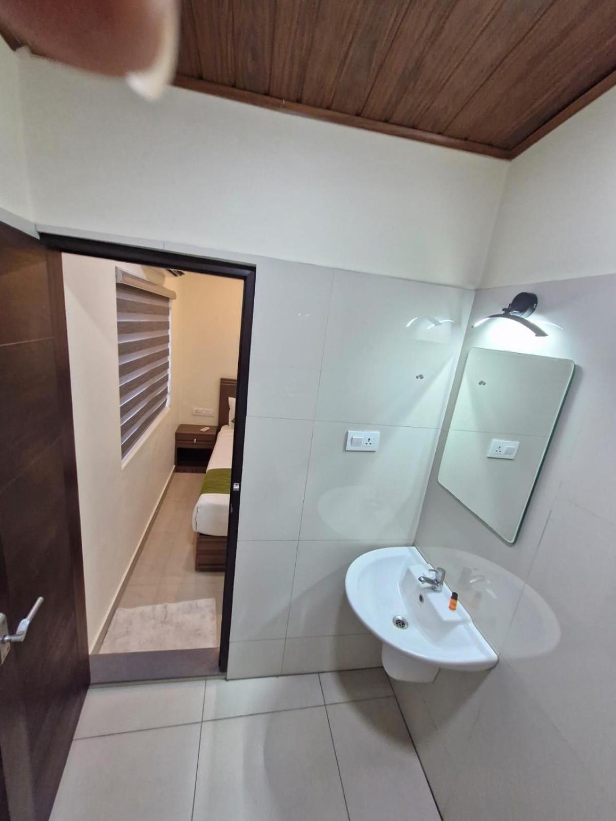Muziris Manor Residency Kochi Exterior foto